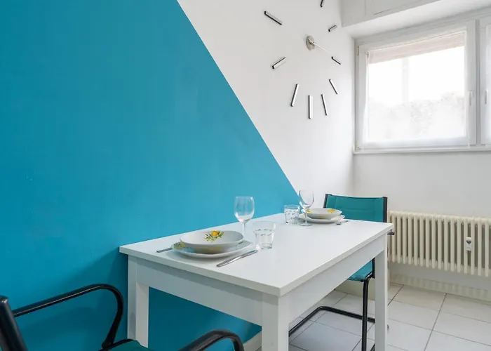 Iris - Stylish Lecco