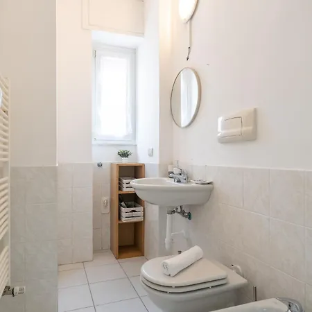 Iris - Stylish * Lecco